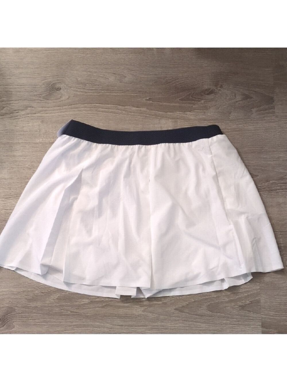 Puma White Navy Club Pleated Skirt Size XL